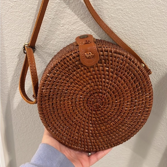 Boho Rattan Handwoven purse - Picture 4 of 6